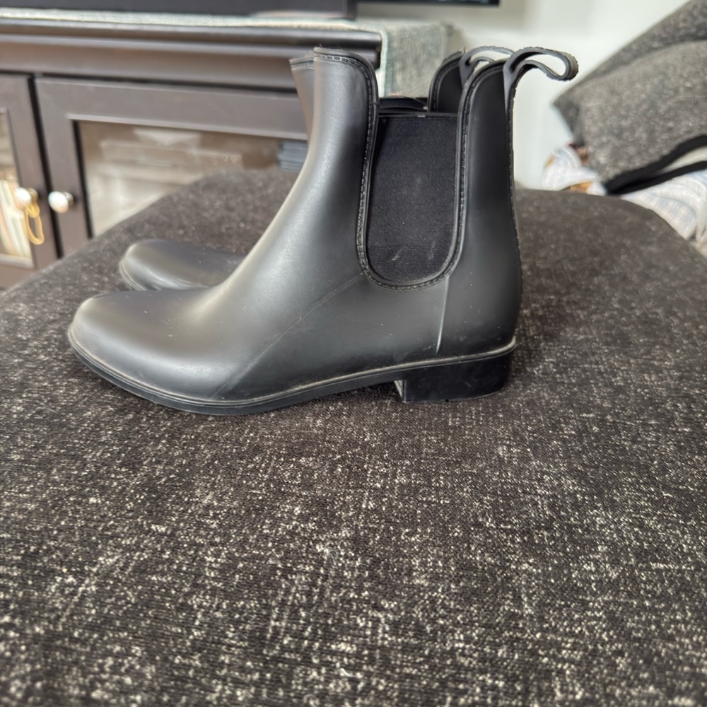 Black Chelsea Rain Boots